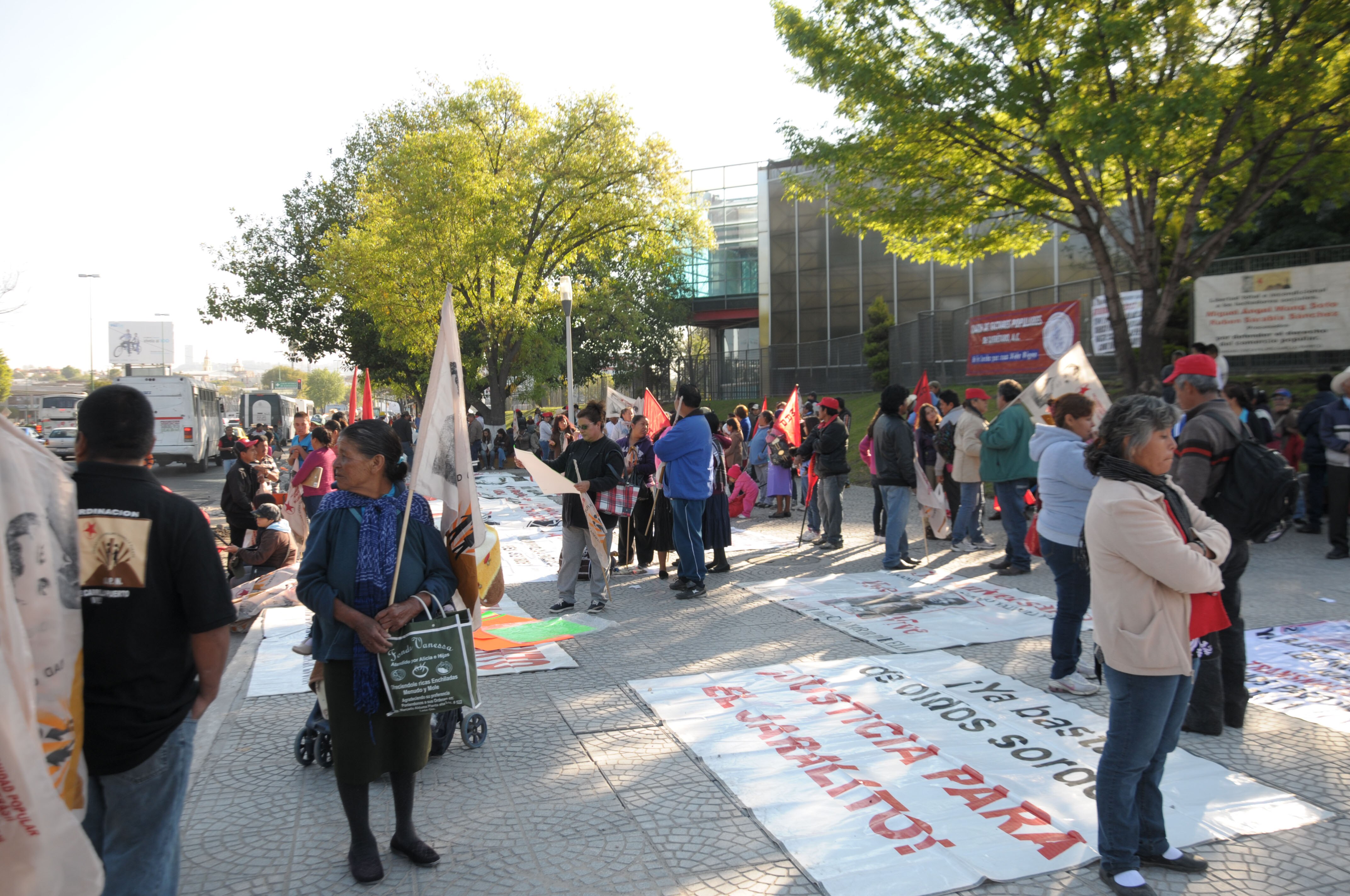 Se manifestarán comerciantes queretanos en el DF