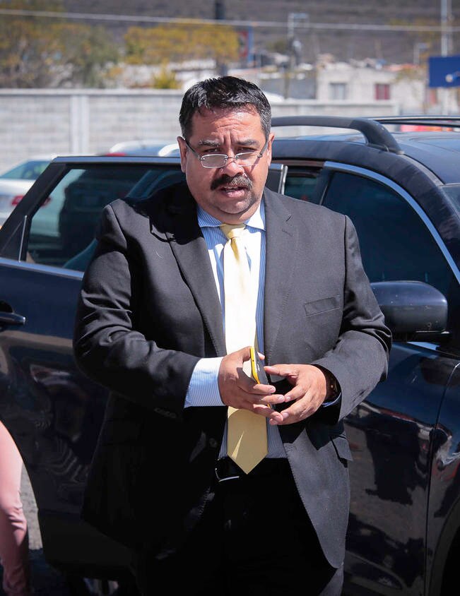 Carlos Lázaro Sánchez Tapia se hizo pasar por presidente de la Mesa Directiva para obtener alrededor de 740 mil pesos. (ARCHIVO)