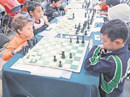 Cursos para los más pequeños del hogar en el CECEQ “Gómez Morín”