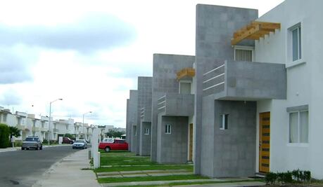 Semáforo Inmobiliario de Querétaro registra 57 fraccionamientos y 439 condominios
