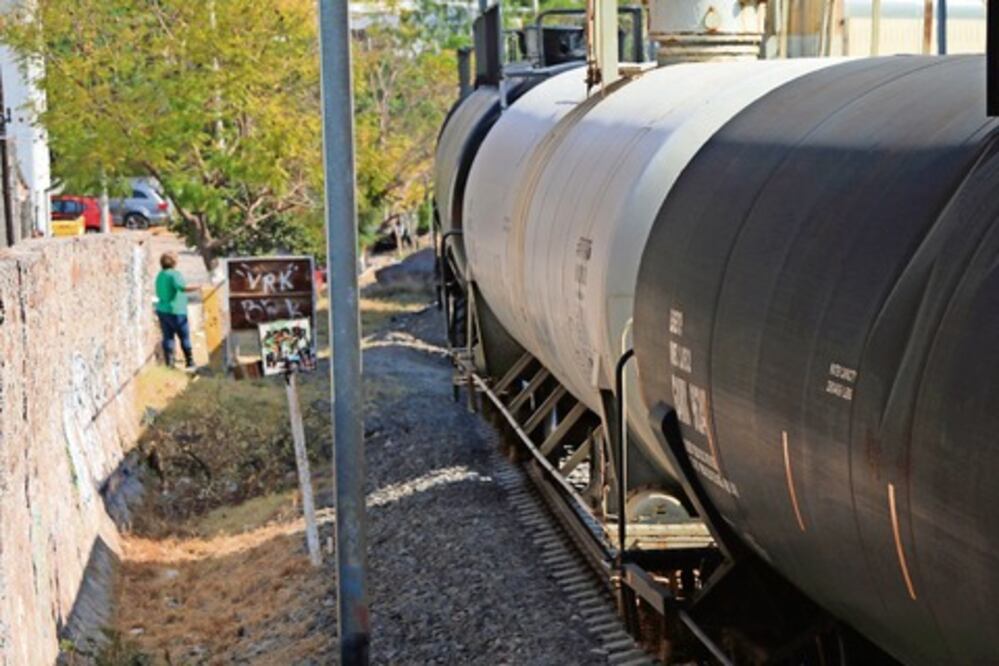 Alertan por delincuencia a bordo de tren en SJR 