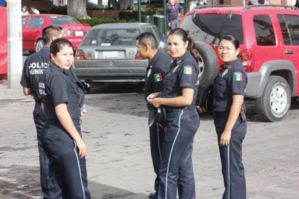 Investigan hallazgo de 2 cadáveres en Amealco