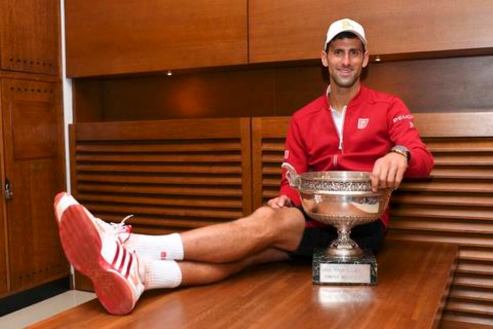 Djokovic, al fin conquista París