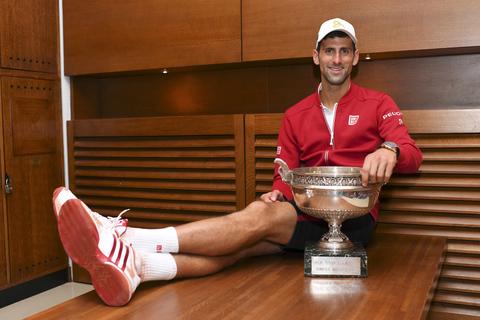 Djokovic, al fin conquista París