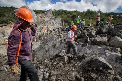 Prevén continuar las obras de construcción de presa El Salto
