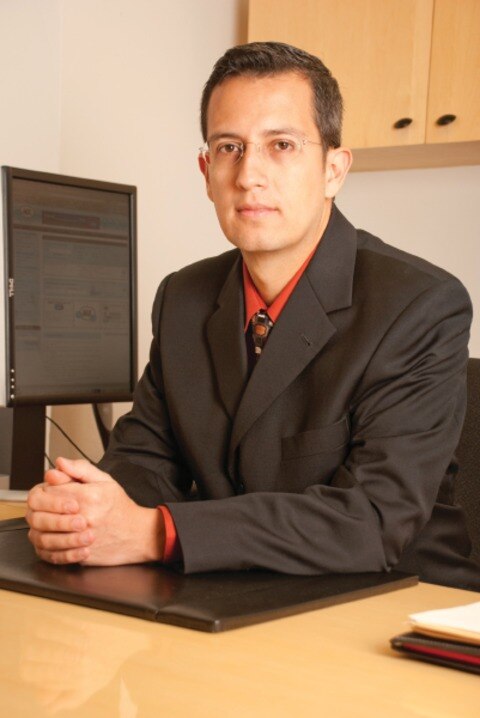 Mexicanos van a foro de Internet Society