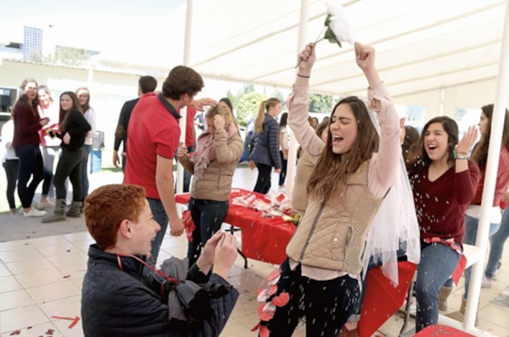 Tienen divertida kermés