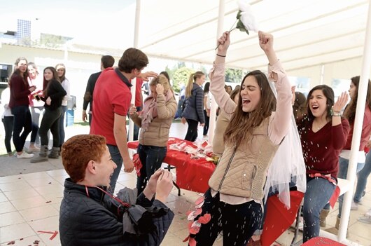 Tienen divertida kermés