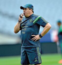 “La rivalidad sólo se da en la cancha”