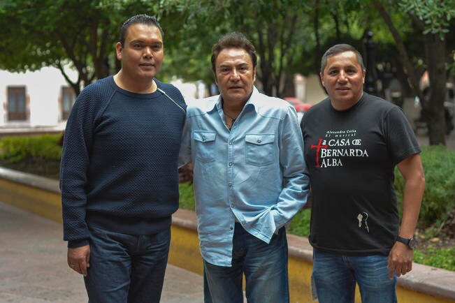Siete hombres representan a las atormentadas mujeres del clásico de García Lorca FOTO: MARIO VALDÉS