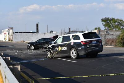 Detienen a sujeto por robo; hurta patrulla y huye