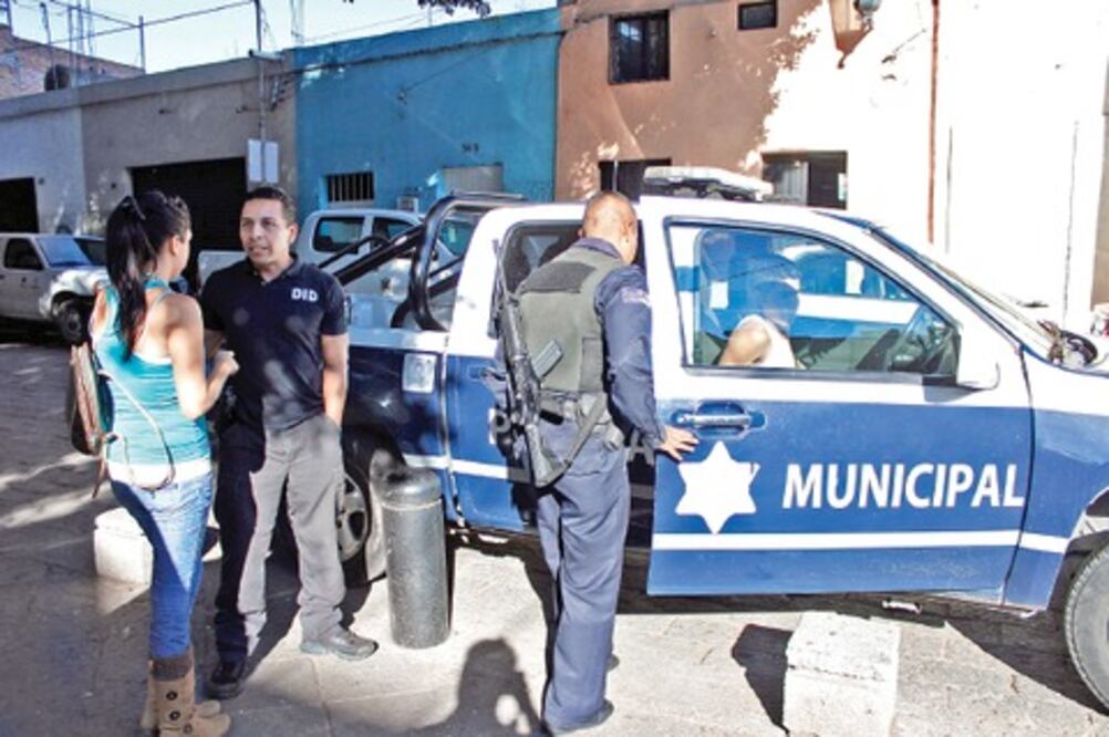 Capturan a uno por robo de remolque