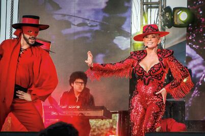 La música de Yuri enciende las Fiestas de la Vendimia 2015