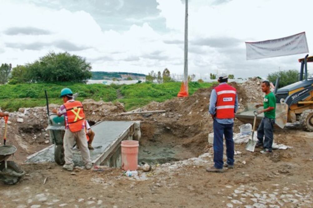 Atienden a 87 viviendas afectadas por precipitación