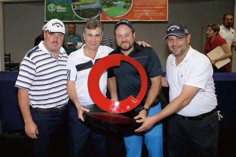 Obregón y Club Campestre dominan