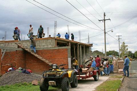 Van 27 clausuras definitivas a construcciones