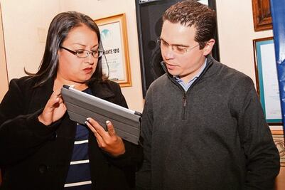  Discuten cobro de cuota a militantes