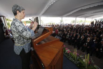 "65% de los universitarios se forman en instituciones públicas": Rectora de la UAQ