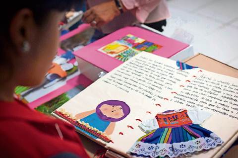 Promueven identidad con juguetes en UAQ