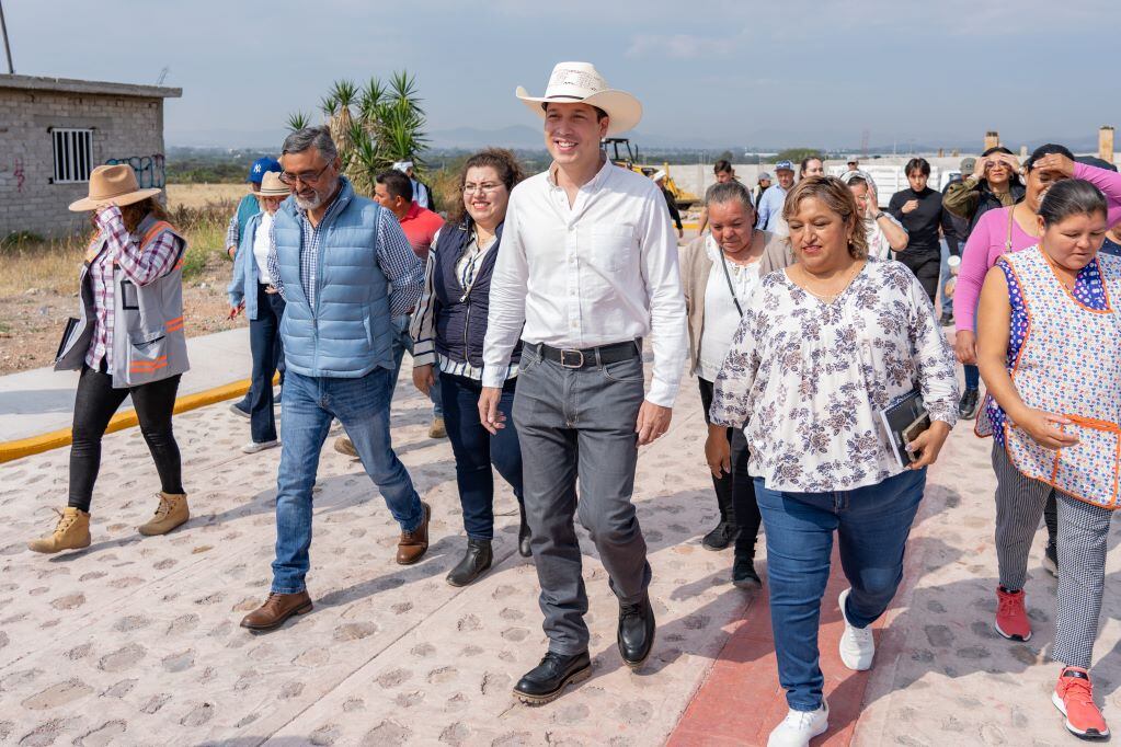 Rodrigo Monsalvo supervisa obras en seis comunidades de El Marqués | El ...