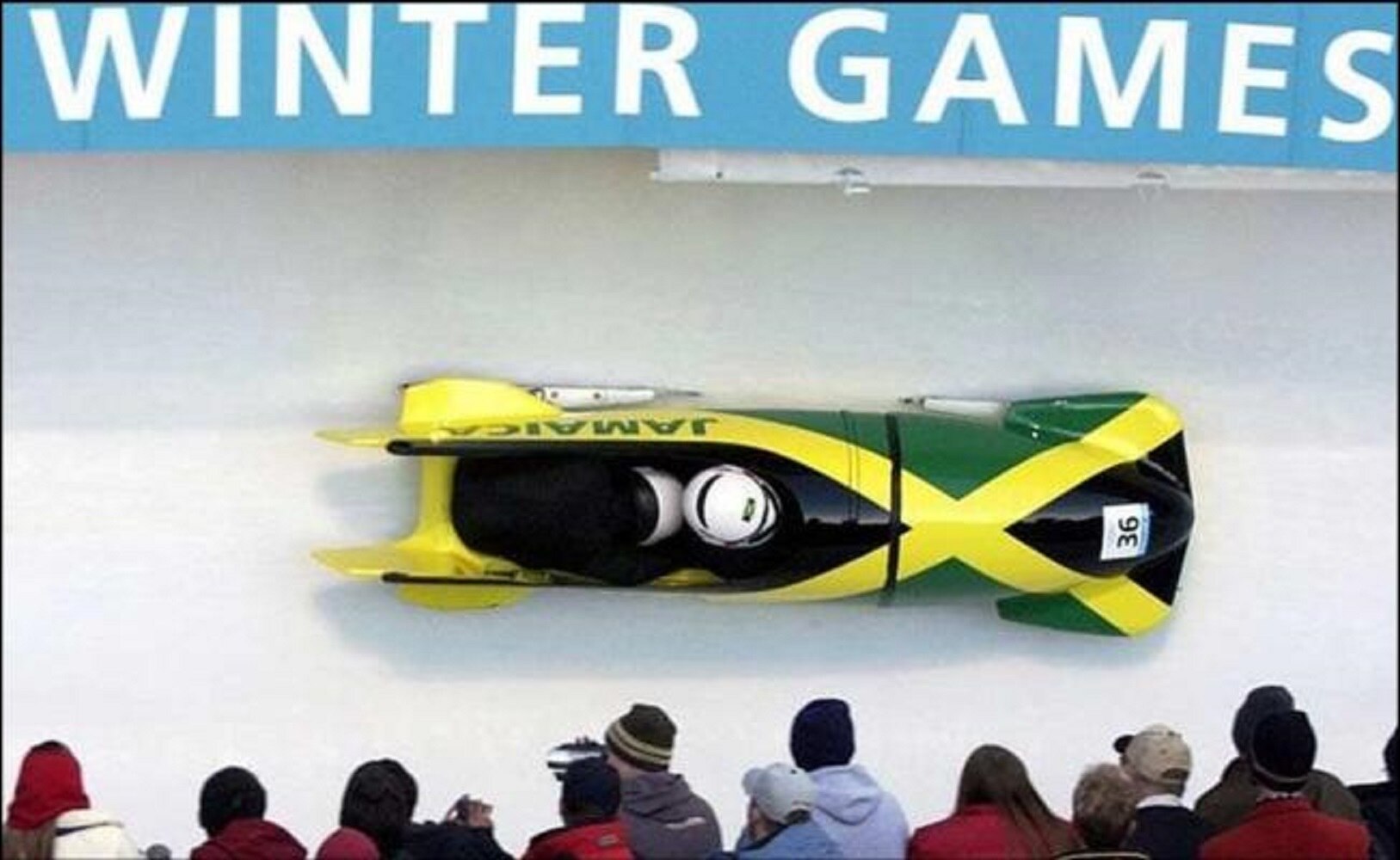 Jamaica debuta en bobsleigh femenil sin entrenadora