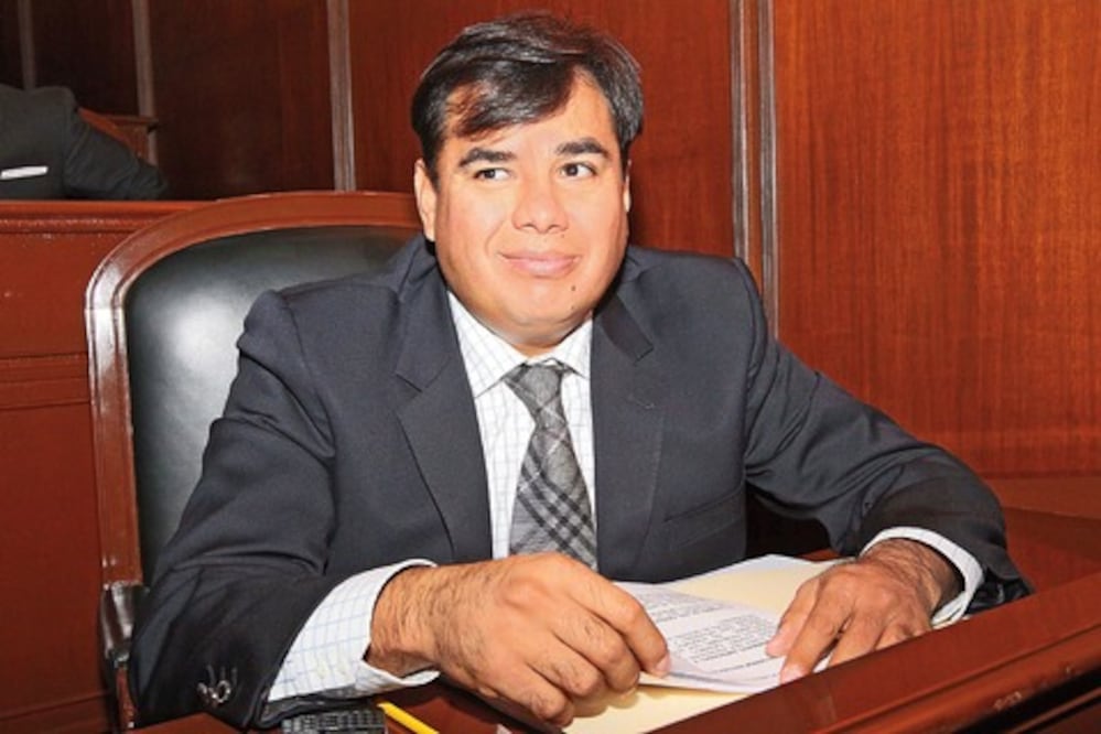 Perfila MC candidato para SJR