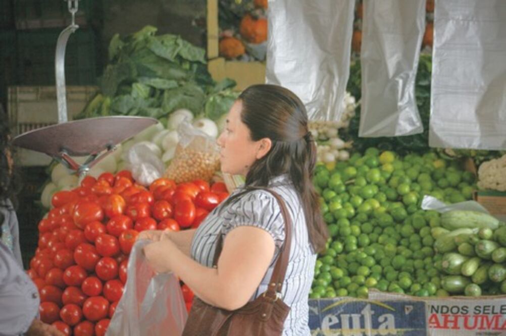 Mujeres en SJR piden $800 para despensa