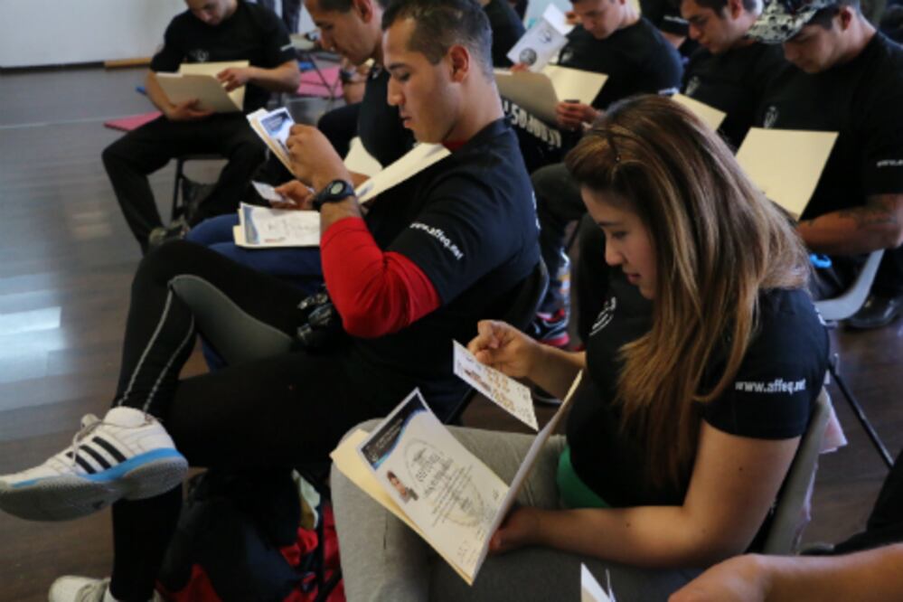 La AFFEQ mantiene activos a sus atletas