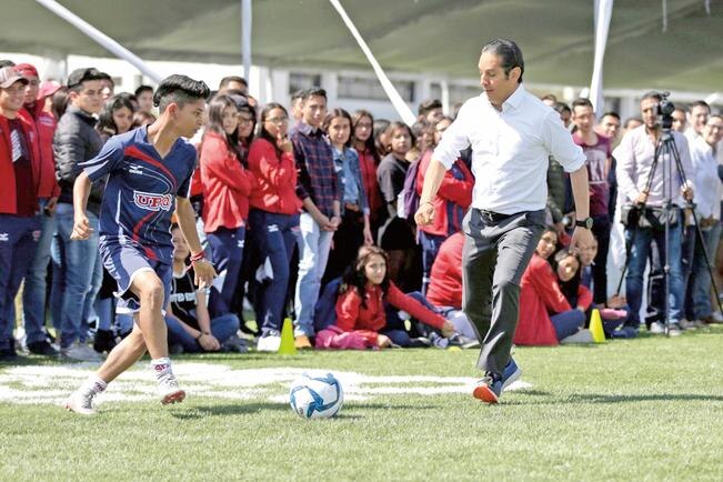 "Se han invertido 39 mdp en la UPQ": gobernador de Querétaro 