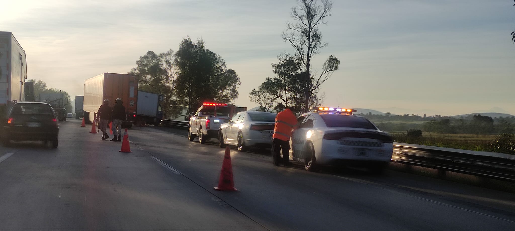 Reportan accidente en la México-Querétaro; hay carga vehicular pesada hacia CDMX