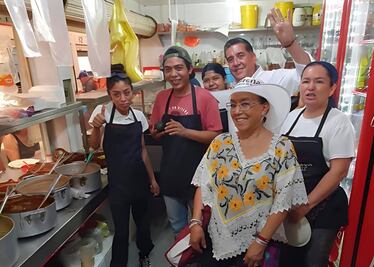 Chema Tapia promete remodelación de los mercados de la Presidentes 