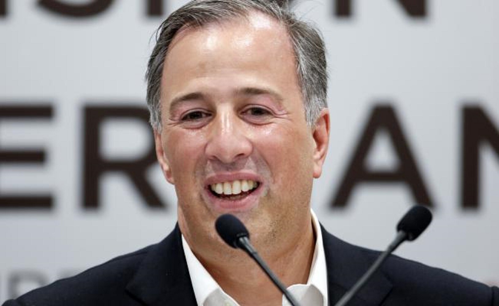 Aprueba INE coalición de Meade, pero ordena cambiar nombre