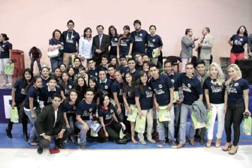 Ingresan a la UAQ 6 mil estudiantes