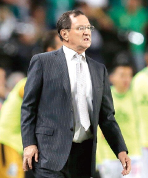 “No soy un técnico caduco”, dice Meza