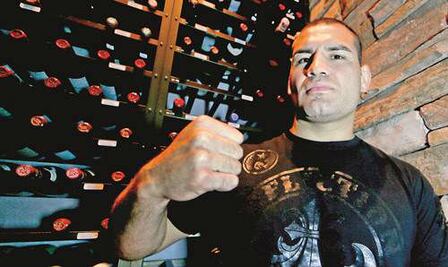 Caín ‘muere’ por pelear en México