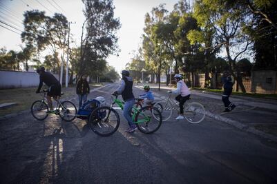 Cambian el auto por la bicicleta