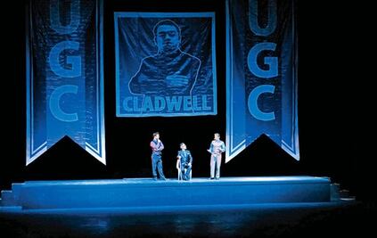 “Urinetown” cierra temporada