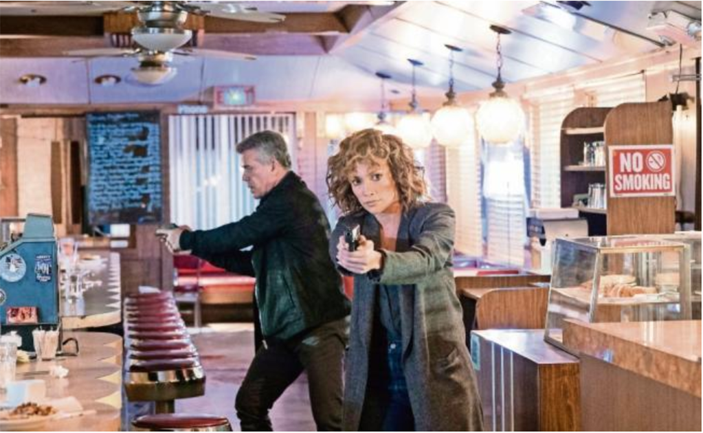 Jennifer Lopez es la detective Harlee Santos. (CORTESÍA)