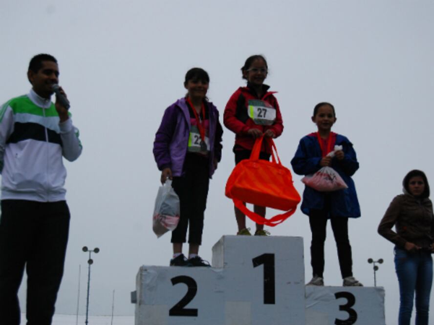 Lluvia no detiene a los patriotas