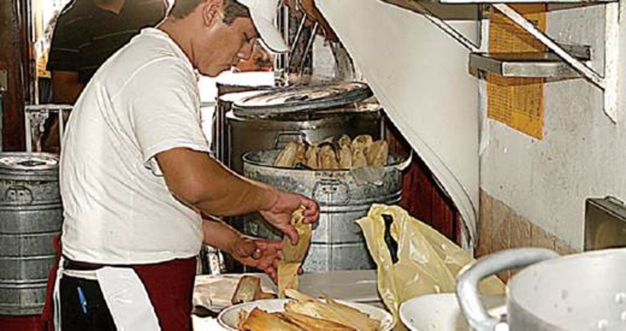 ¡A pagar los tamales!