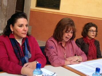 Docentes desconocen a García como representante