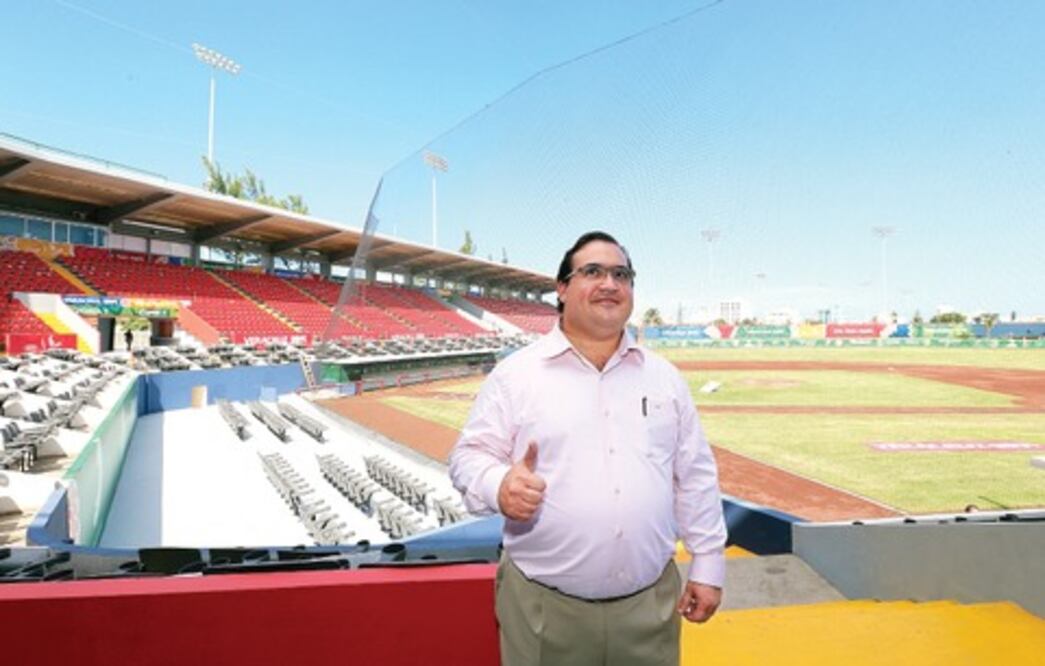 Duarte entrega las instalaciones