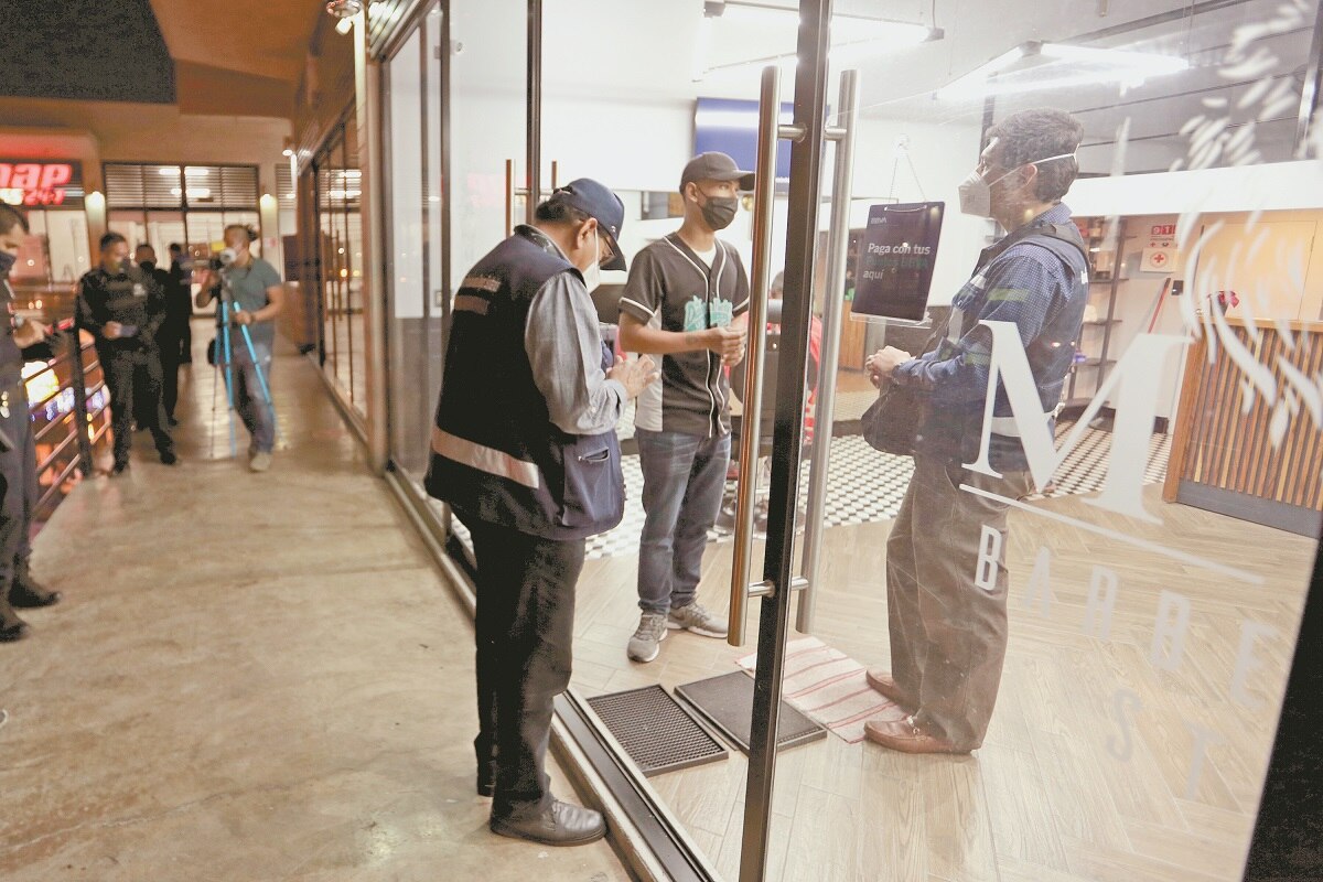 Suspenden tres establecimientos por incumplir medidas antiCovid