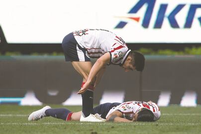 Gallos empata a Chivas