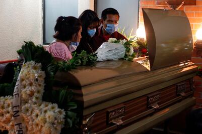 Familias de tianguistas cobran hasta 100 mil pesos por seguro de vida