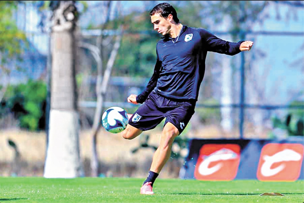Gallos, a extender poderío en casa