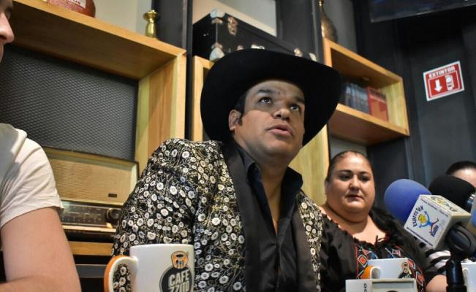 Marco Flores Sánchez, vocalista de la Banda Jerez, reveló que fue hasta la madrugada de este martes que decidió aceptar la propuesta (Foto: Irma Mejía / EL UNIVERSAL)