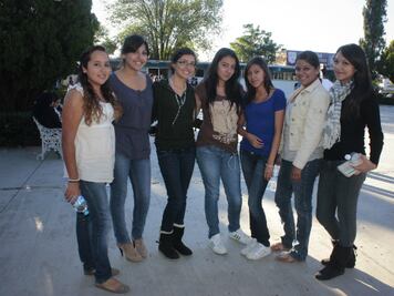 58 estudiantes al extranjero