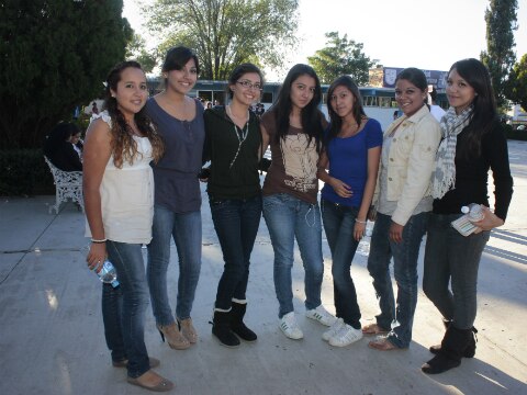 58 estudiantes al extranjero