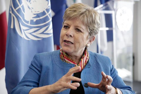 Urge revertir caída del poder adquisitivo: Cepal